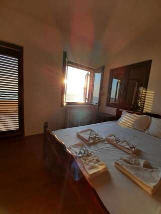 Виллы Villa Lipski Свети-Стефан Вилла с видом на море-13